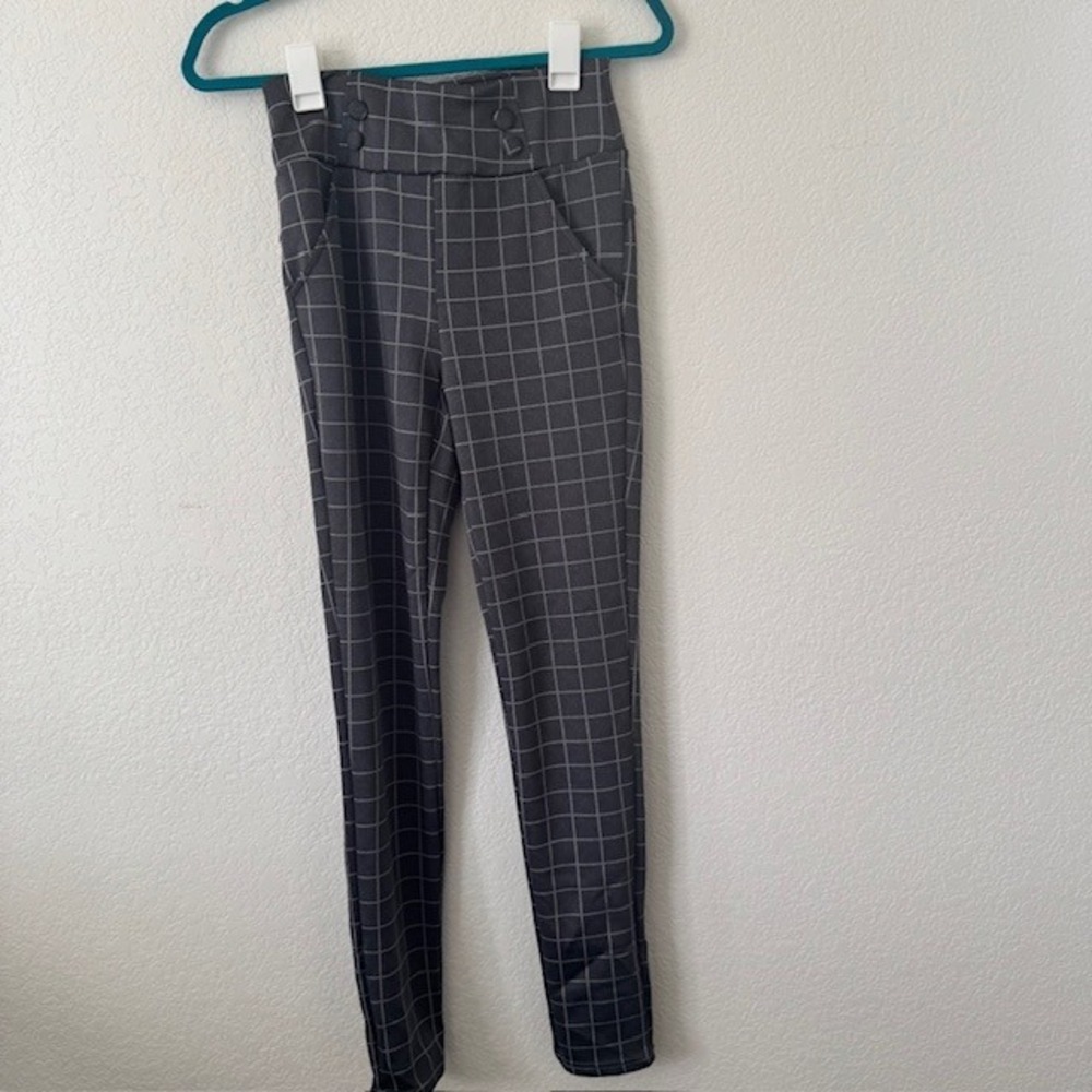 shosho Gray Grid Skinny Pants
